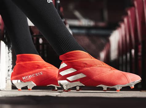 nuevos botines adidas nemeziz